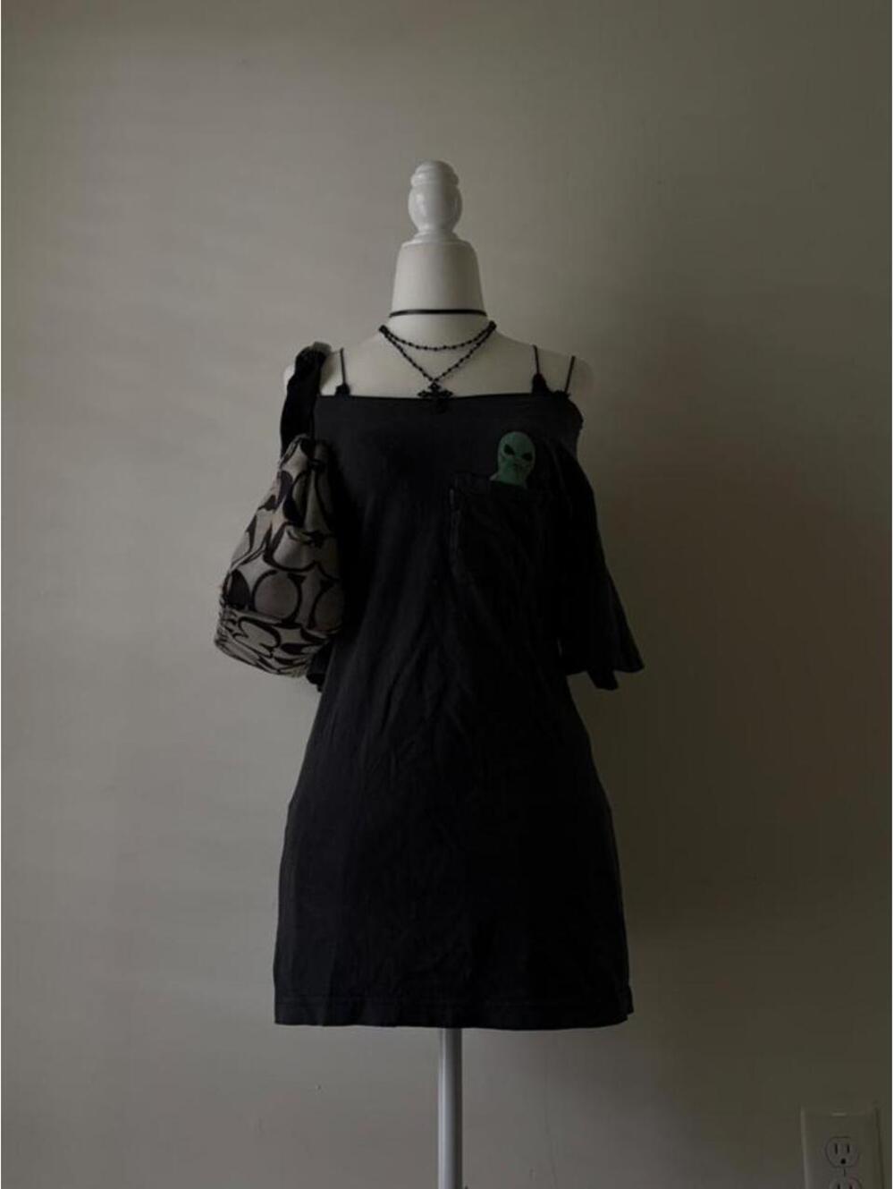 Ripndip black raw cut off the shoulder top with green alien face graphic